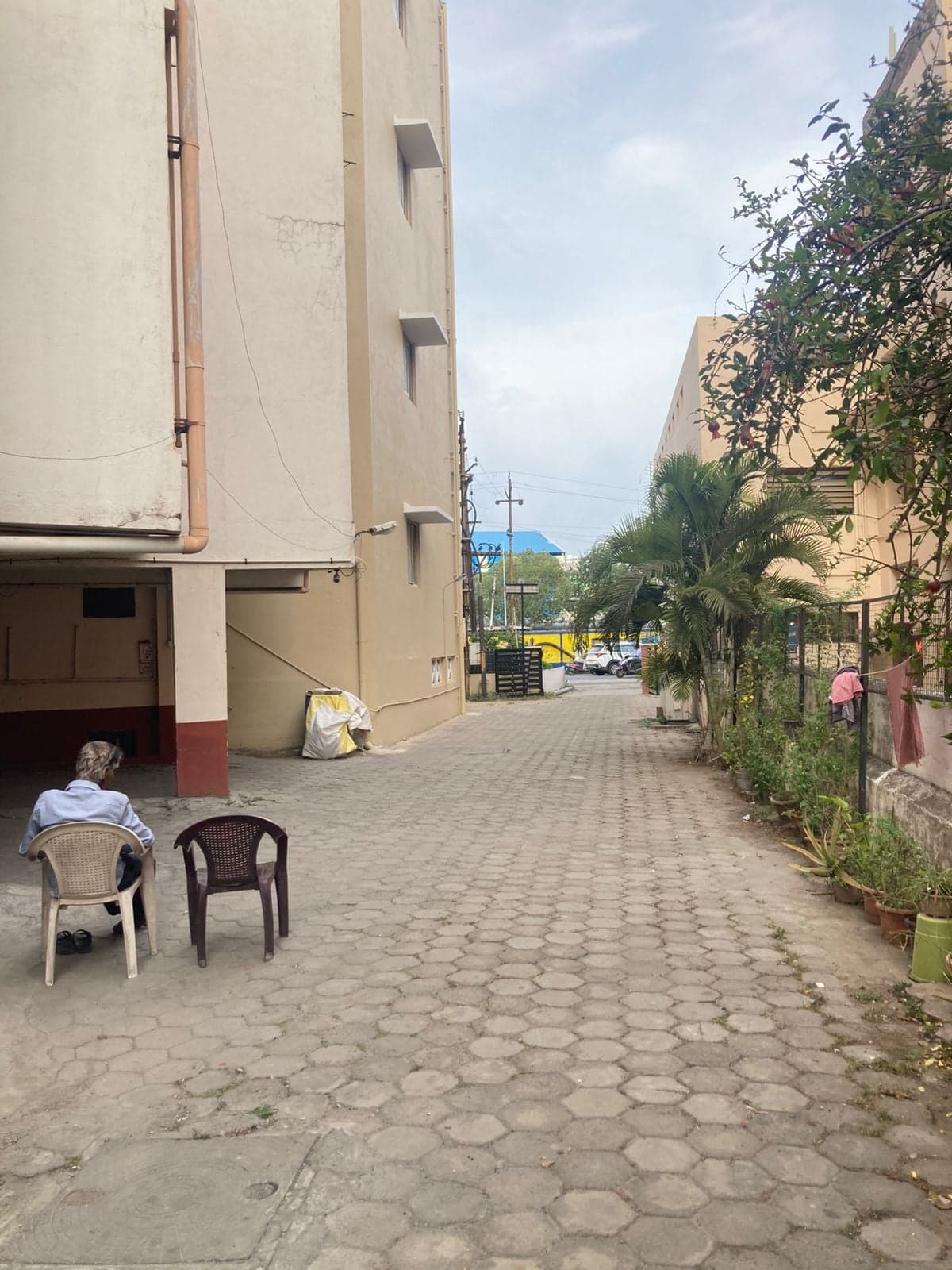 2BHK Residential for Rent in Town Hall Coimbatore Tamil Nadu, Coimbatore | 66 Cents